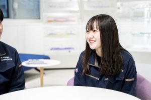 職場の働きやすさについて話すK.Sさん/K.S. talks about workplace comfort